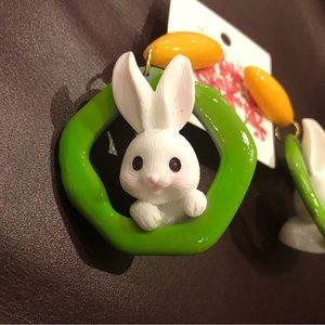 🐰 Peek-A-Boo Bunny - Earrings